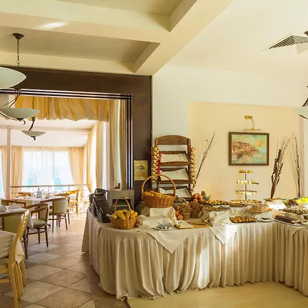 Hotel Mpm Arsena 4*